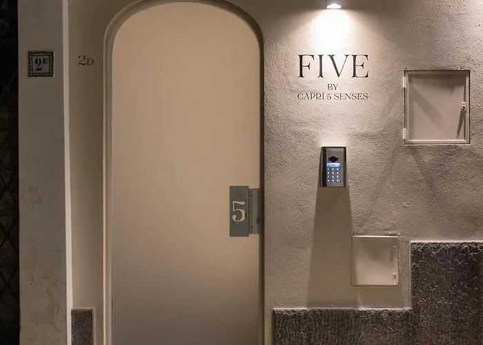 Five By Capri 5 Senses 3*
