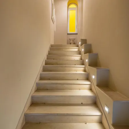 Five By Capri 5 Senses אנה קאפרי