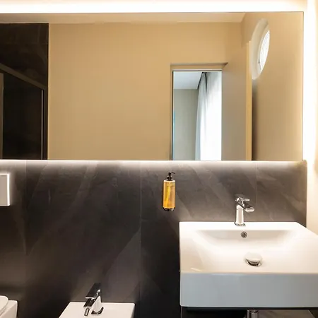 Five By Capri 5 Senses