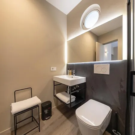 Five By Capri 5 Senses אנה קאפרי