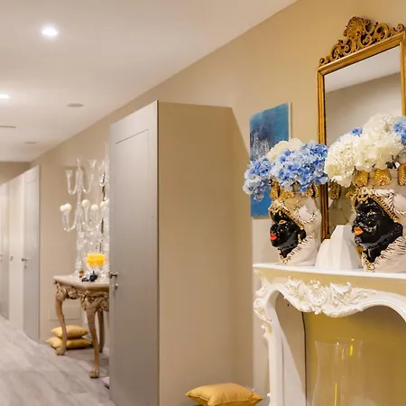 בית הארחה Five By Capri 5 Senses 3*